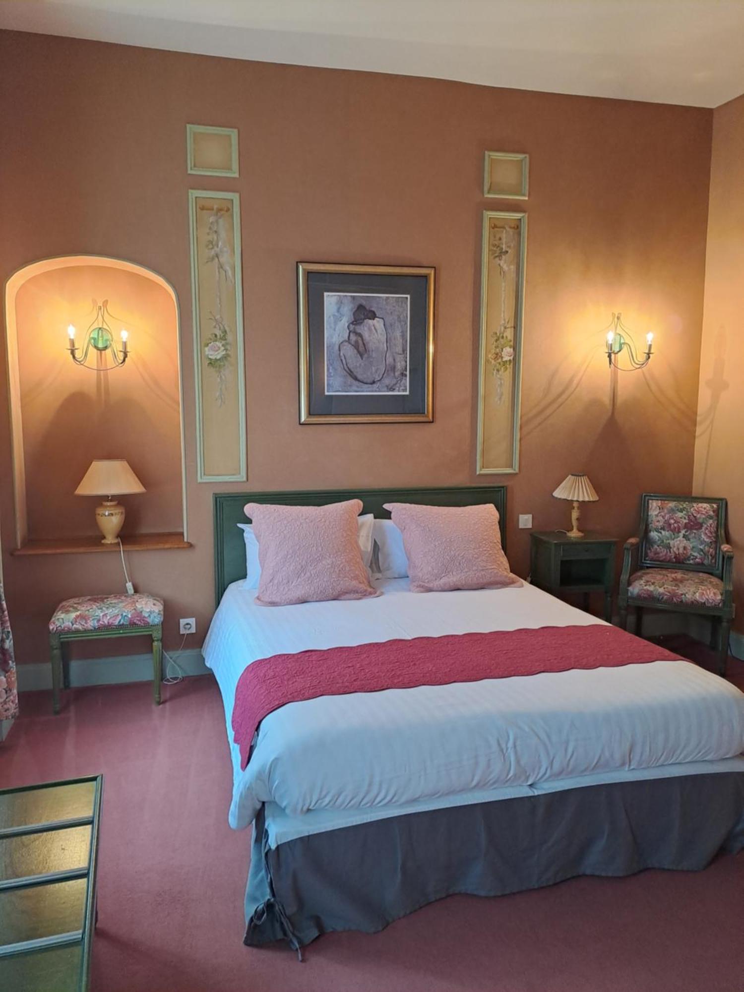 Hotel Particulier Des Canonniers Сен-Кантен Стая снимка